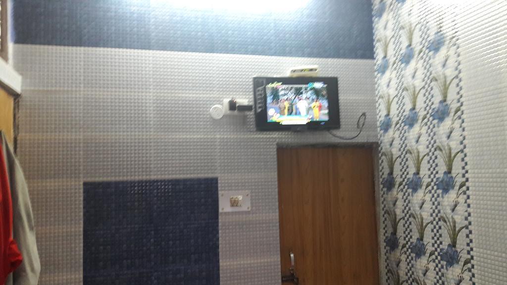 Sai Kripa Guest House Haridwār Esterno foto